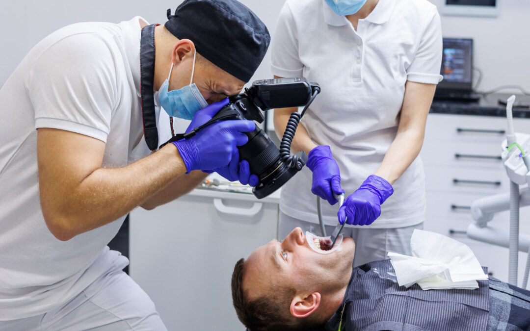 Raccontare i casi clinici: la chiave per una comunicazione più efficace nello studio dentistico